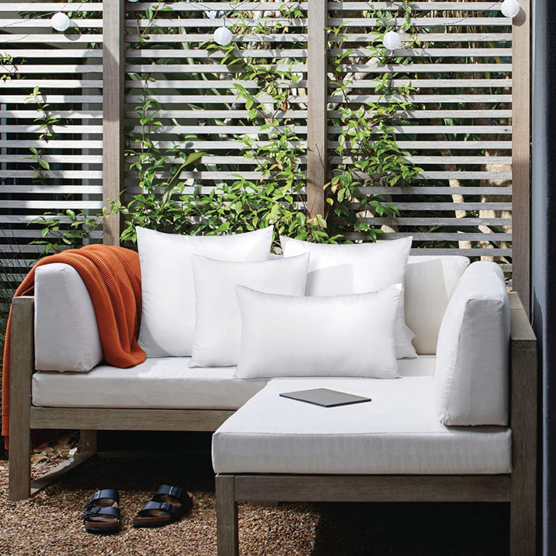 Outdoor pillow inserts 20x20 2025